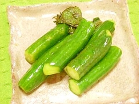 紫蘇風味☆キュウリの一本漬け